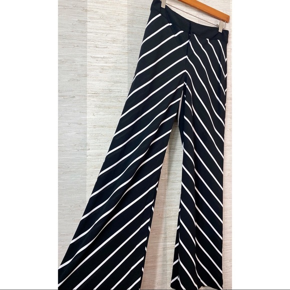 BAR III Size 4 Black Stripe Wide Leg Pants - Picture 3 of 5
